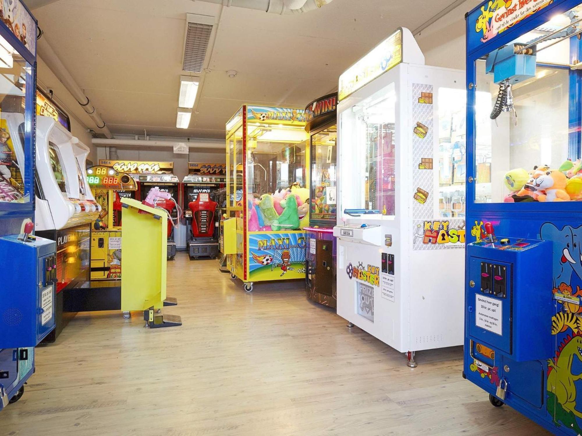 8 Person Holiday Home On A Holiday Park In Glesborg 외부 사진