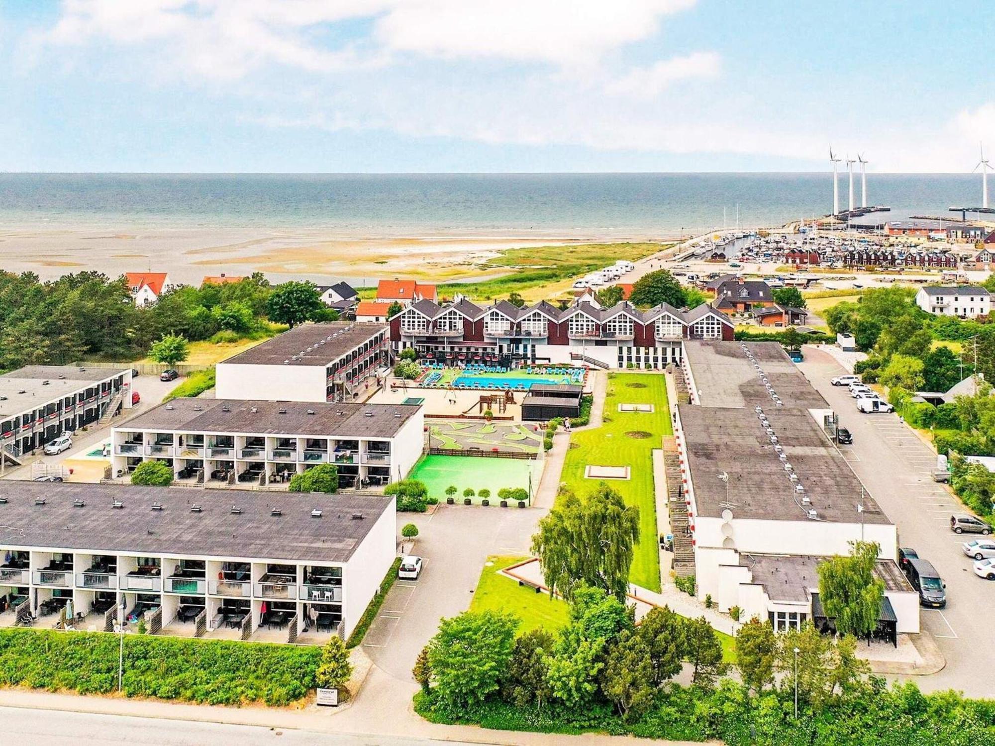 8 Person Holiday Home On A Holiday Park In Glesborg 외부 사진